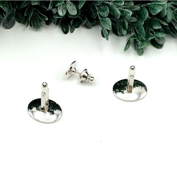 Silver Tone Oval Cufflinks Set - Classic Design For Men - Picture 3 of 3